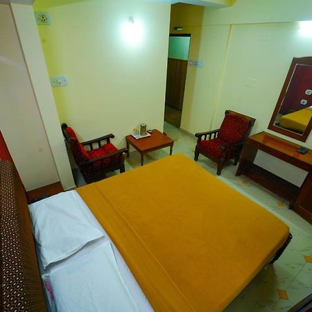 ホテル Amogha Residency マイソール エクステリア 写真