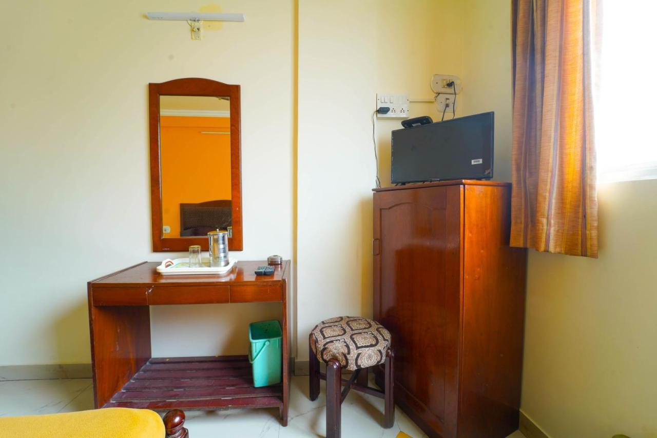 ホテル Amogha Residency マイソール エクステリア 写真